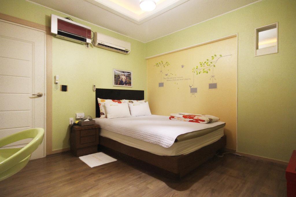 Hole In One Hotel Sacheon Eksteriør bilde