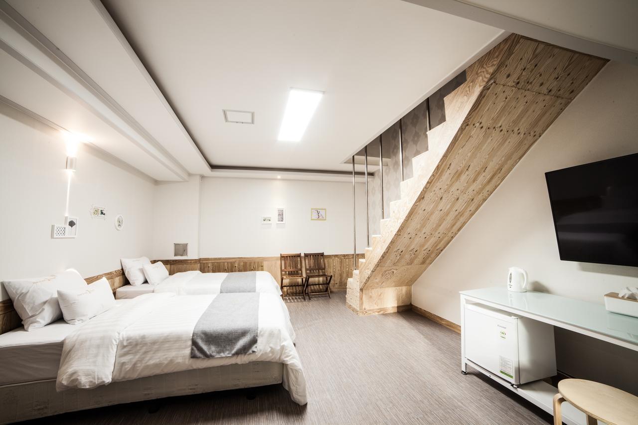 Hole In One Hotel Sacheon Eksteriør bilde